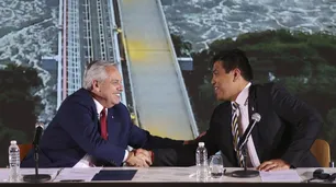 YPF y Petronas acuerdan un megaproyecto para generar GNL con gas de Vaca Muerta