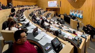 La Unicameral sesiona para respaldar el nuevo proyecto de financiamiento universitario