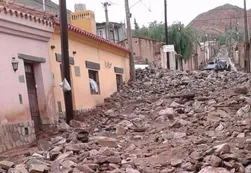 Alud en Tilcara dejó fuertes daños materiales y evacuados
