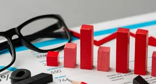Que consecuencias trae que el déficit primario alcanzó 2,7% y que el déficit total haya sido de 6% en 2023