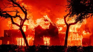 Así es la crisis sin precedentes que enfrenta California por incendios y sequía histórica
