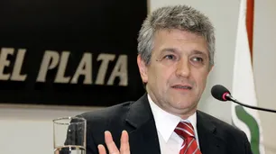 Gustavo López, sobre la filtración de chats: "Al cambiar el chip, te roban los datos"