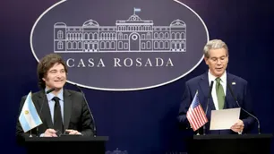 Rescate de Estados Unidos a Argentina: New York Times denunció que el plan beneficia a fondos y allegados del secretario del Tesoro