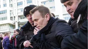 Alexei Navalny se enfrenta a otros 30 años de prisión por nuevos cargos en su contra