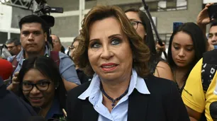 Exprimera dama y exjefe carcelario lideran las elecciones de Guatemala