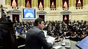 Boleta Única: empezó la sesión con el quórum justo, y a la medianoche habría media sanción