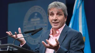 Es oficial: el Gobierno les prohibió a los municipios cobrar tasas en los servicios de luz y gas