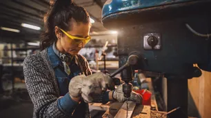 Cae la actividad metalúrgica: retrocedió 6,1% interanual en agosto de 2025