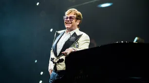 Elton John fue internado después de un accidente doméstico