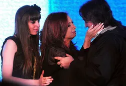 Piden anular el procesamiento de Cristina y sus hijos