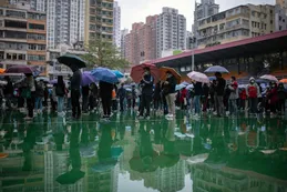 Hong Kong planea realizar pruebas obligatorias de Covid-19 para residentes