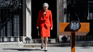 Theresa May criticó a Donald Trump por su lenguaje "completamente inaceptable"