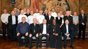 La Iglesia pasa del aporte del Estado a la contribución voluntaria en sus escuelas