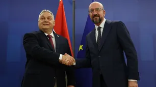 “Fiebre de guerra”: Hungría acusó a líderes de Europa de incentivar el conflicto con Rusia