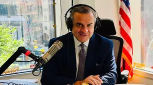Luis Rosales: "Por algo Kamala empieza con la letra K"