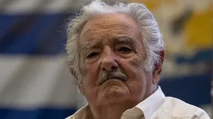 José "Pepe" Mujica anunció que padece un tumor en el esófago: "Mientras pueda, seguiré militando"