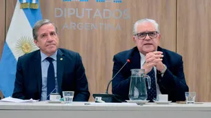 López Murphy y el general retirado Juan Martín Paleo se postulan como candidatos porteños de la derecha