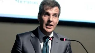 Martín Redrado y la "delgada línea roja" que separa la necesidad del Banco Central y los depósitos en dólares