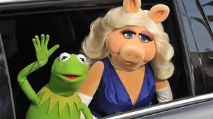 Miss Piggy y la rana René se sumaron a la lista negra de los dibujos animados "aberrantes"