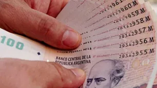 ¿Por qué los argentinos no ahorramos en pesos?