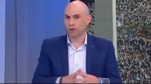 El periodista de la TV Pública salió a pedir perdón por calificar de "desclasados" a los jugadores de la Selección Argentina