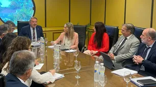 Conflicto por tasas municipales: Banco Nación y General Deheza buscan sellar un acuerdo