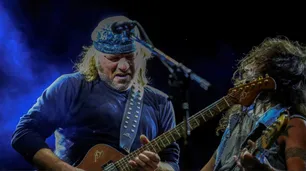 Batalla campal en el show de La Renga: botellazos, piedrazos, un policía herido y 17 "trapitos" detenidos