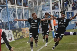 Racing va por el pase a la final