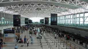 Habrá un 30% de recargo para las compras en el exterior