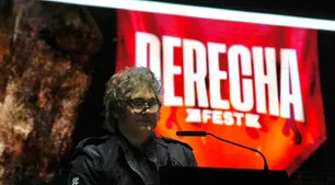 La Patagonia arde, pero Milei canta: críticas y llamados a la Emergencia Ígnea ante la tragedia ambiental