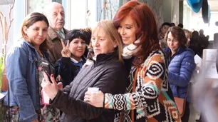 Cristina en Río Gallegos: la visita al Mausoleo y el regreso para esperar los resultados