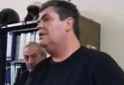 Así fue la discusión a los gritos entre un comisario y vecinos