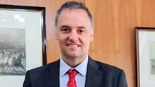 Reunión de Gabinete en medio del escándalo de Manuel Adorni y el caso $LIBRA en medios internacionales