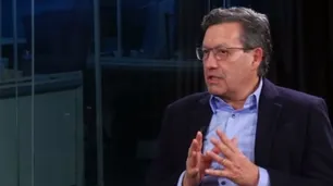 Ceferino Reato: “En 1989 el país era un caos y Menem buscó pacificar”