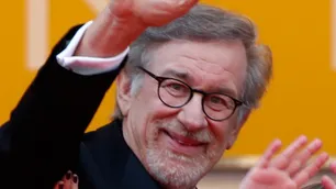 Steven Spielberg pide perdón... a los tiburones
