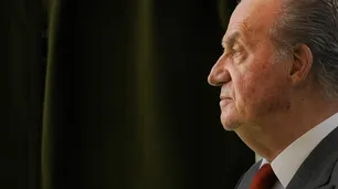 Juan Carlos I en el exilio: siete días sin familia y sin destino