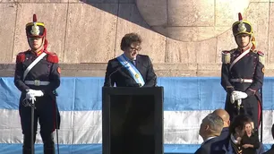 En el Día de la Bandera, Javier Milei convocó para el 9 de Julio a firmar el pacto de Mayo en Tucumán