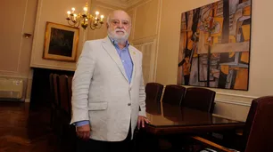 De la "mayoría automática" al despido automático: el dictamen por el que Milei echó a Rodolfo Barra del Gobierno