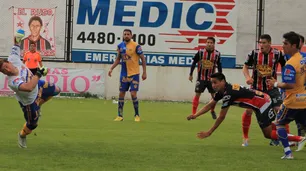 Vídeo | Se accidentó un jugador de Chacarita y su estado de salud es delicado