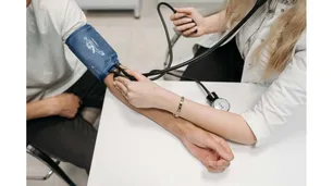 Hipertensión: el nuevo método basado en equipos que revoluciona el tratamiento clínico