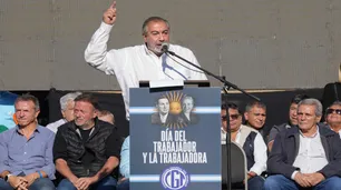 Faltazo de Moyano, el apoyo a Massa candidato y chispazos en el acto de la CGT por el Día del Trabajador