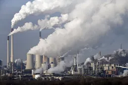 Descarbonización y energías renovables, dos claves para mitigar el calentamiento global