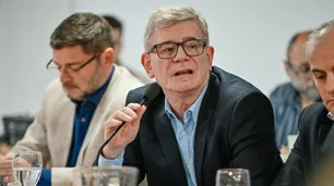 Analizan interpelar a Lorenzatti por el ingreso de Barrelier a la Municipalidad