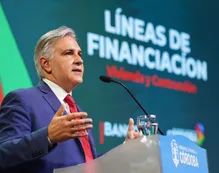 Llaryora: "El firme rechazo a los vetos presidenciales es una victoria de la democracia"