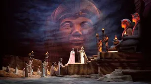 Aída: la historia de una esclava y una ópera de época