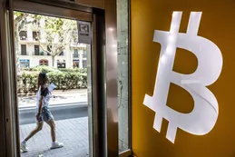 Bitcoin enfrenta un techo en US$ 80.000 por presión del mercado de opciones