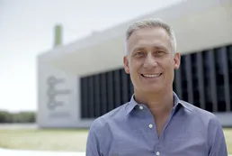 Esteban Avilés comienza su mandato bajando sueldos y recortando secretarías en Villa Carlos Paz