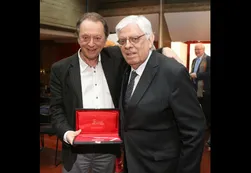 La Academia de Periodismo premió a Rodolfo Terragno con la Pluma de Honor