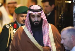 Arabia Saudita implica a un asesor del príncipe y a un espía en el caso Khashoggi