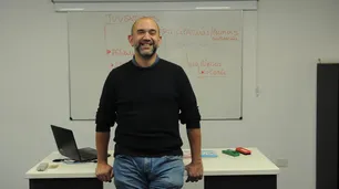Pablo Vommaro: “Los jóvenes están enojados y Milei los sedujo porque se muestra más enojado”